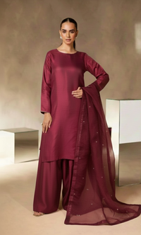 ✨ Deep Plum Elegance: The Silk Shalwar Kameez Set 👗By Rangdey